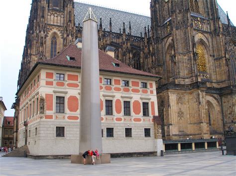 obelisk na praskm hrad|Obelisk (Pražský hrad)